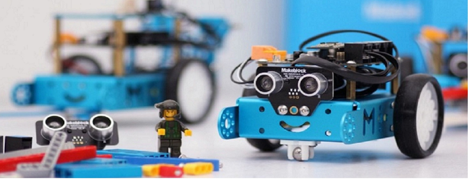 TecnoS Robotic Edu Slide.